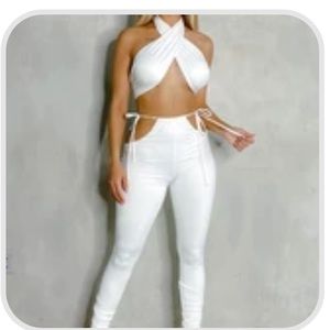 Selling brand new honey bum set